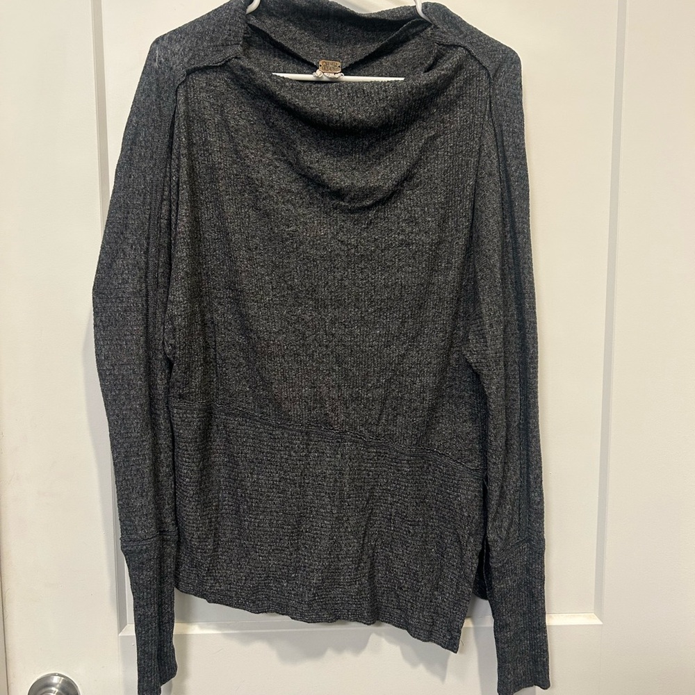 We the Free top, size small